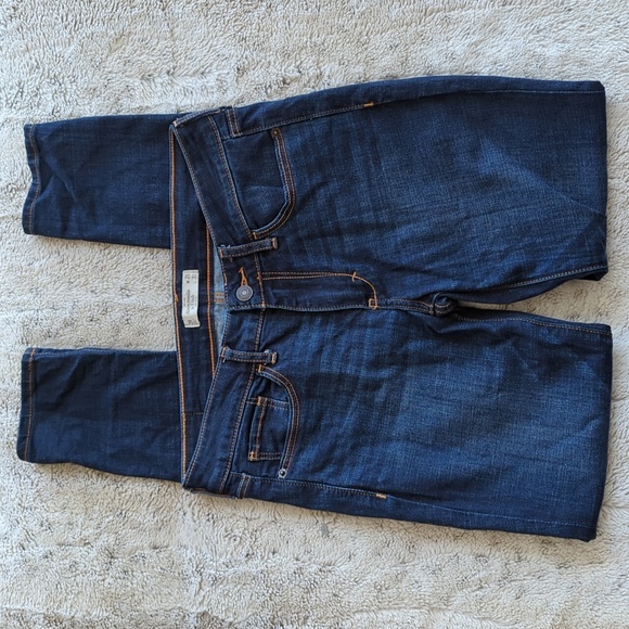 Abercrombie & Fitch Darker Wash Mid Rise Skinny Blue Jean Size 2 Waist 28 Inches - Picture 2 of 5